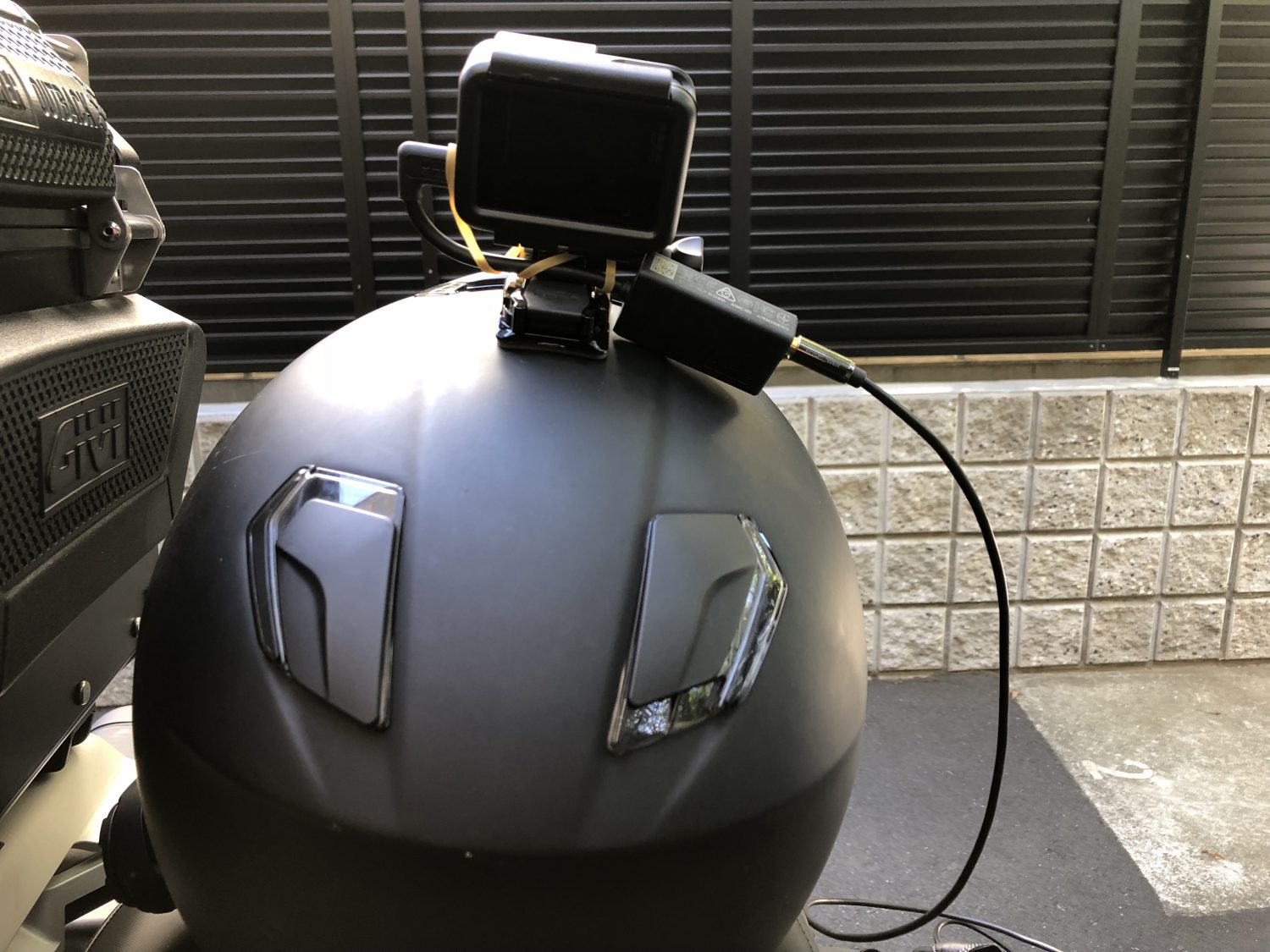 GoPro HERO6に外部マイク入力アダプタ(AAMIC-001)を装着 | Rider's HUB